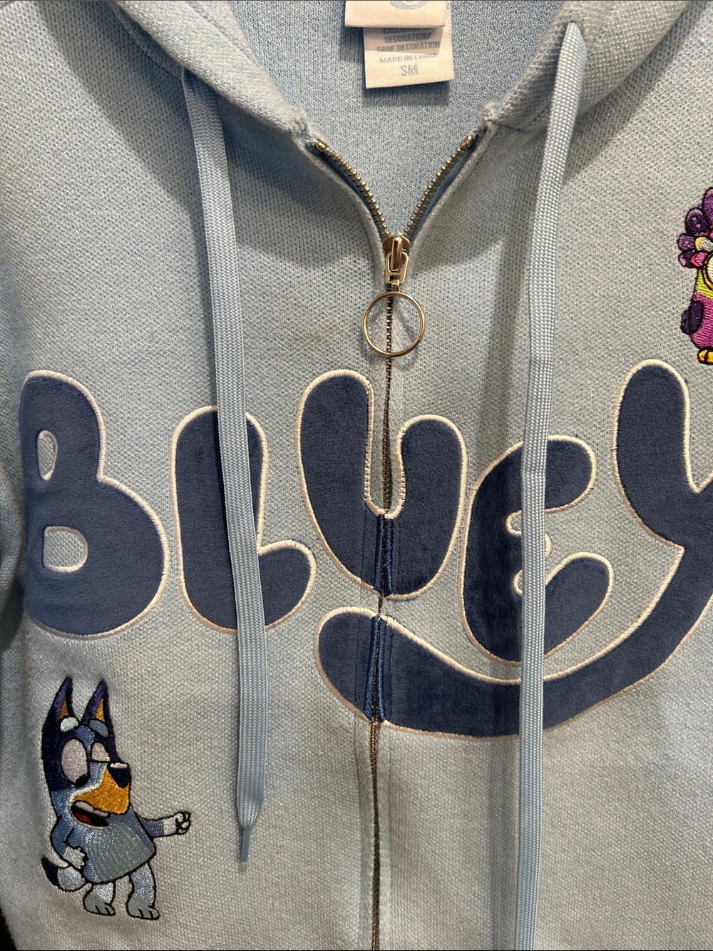 Bluey Zip-Up Hoodie with Character Patches NWOT - Picture 5 of 9